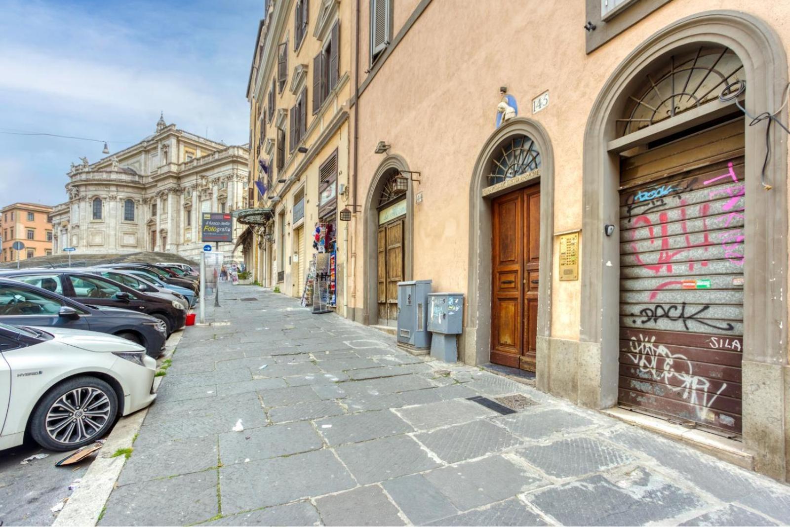 Santa Maria Maggiore Apartment Rom Exteriör bild